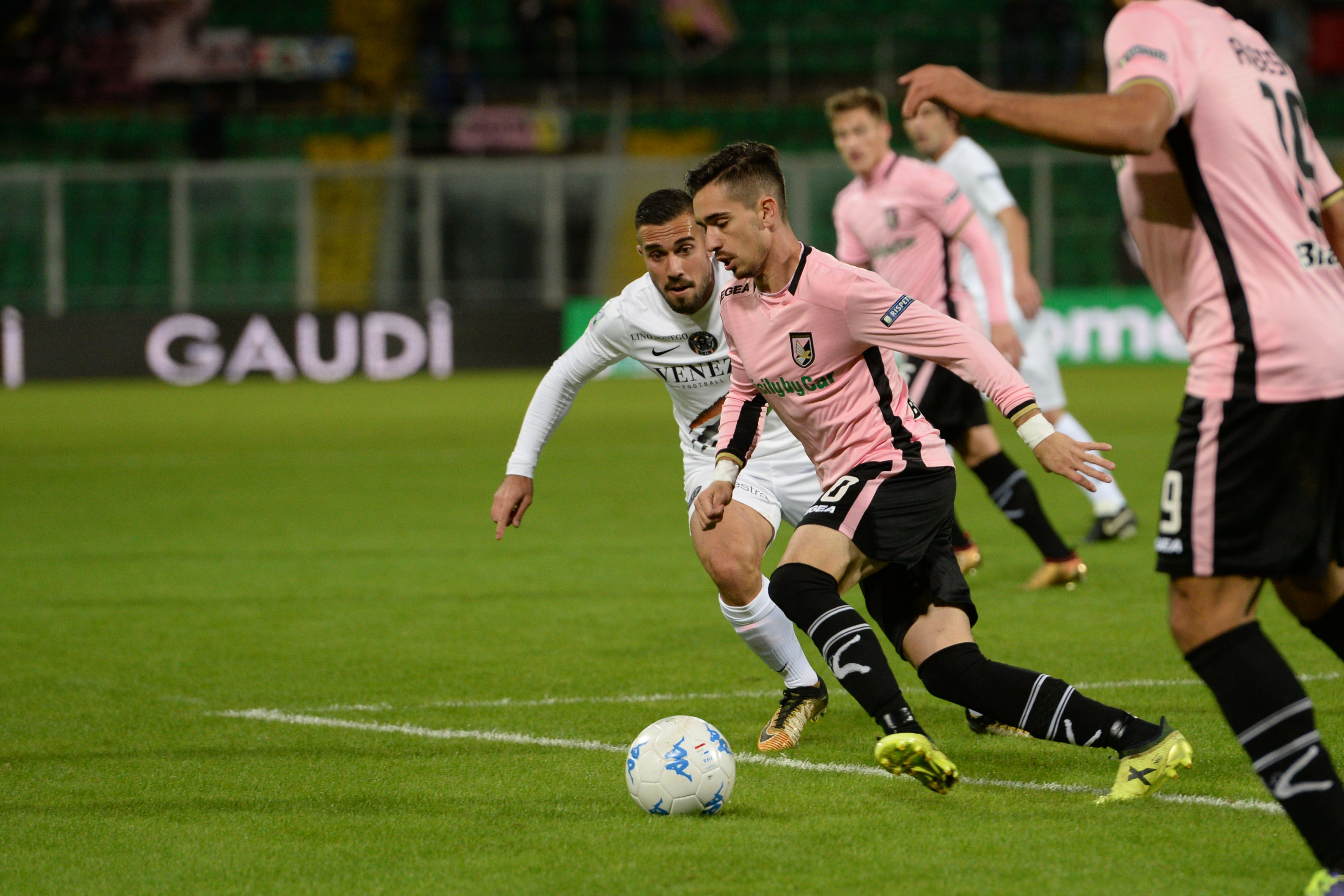 Nhận định Palermo vs Venezia, 02h00 ngày 27/10 Bài toán dễ giải Soi